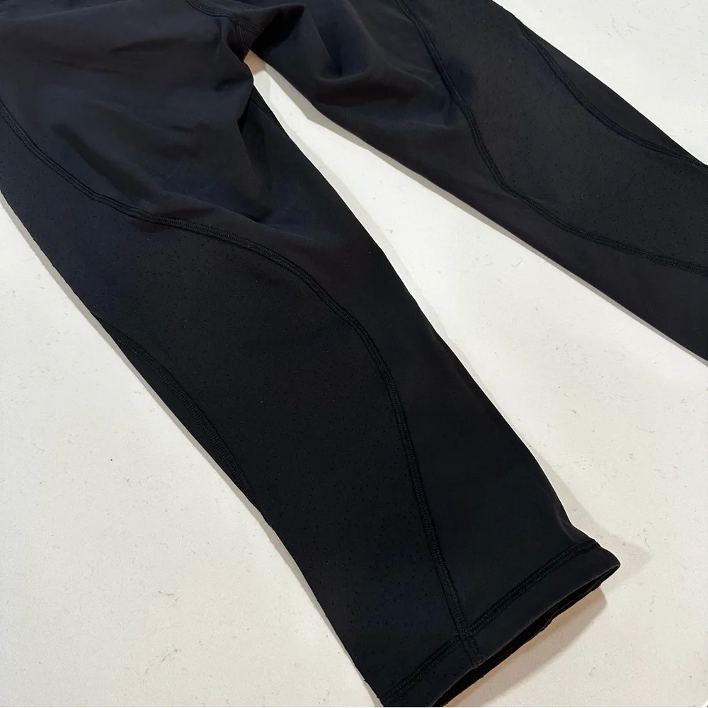 Lululemon Breezy Dot Crop *19" - Size 6 - Picture 11 of 12